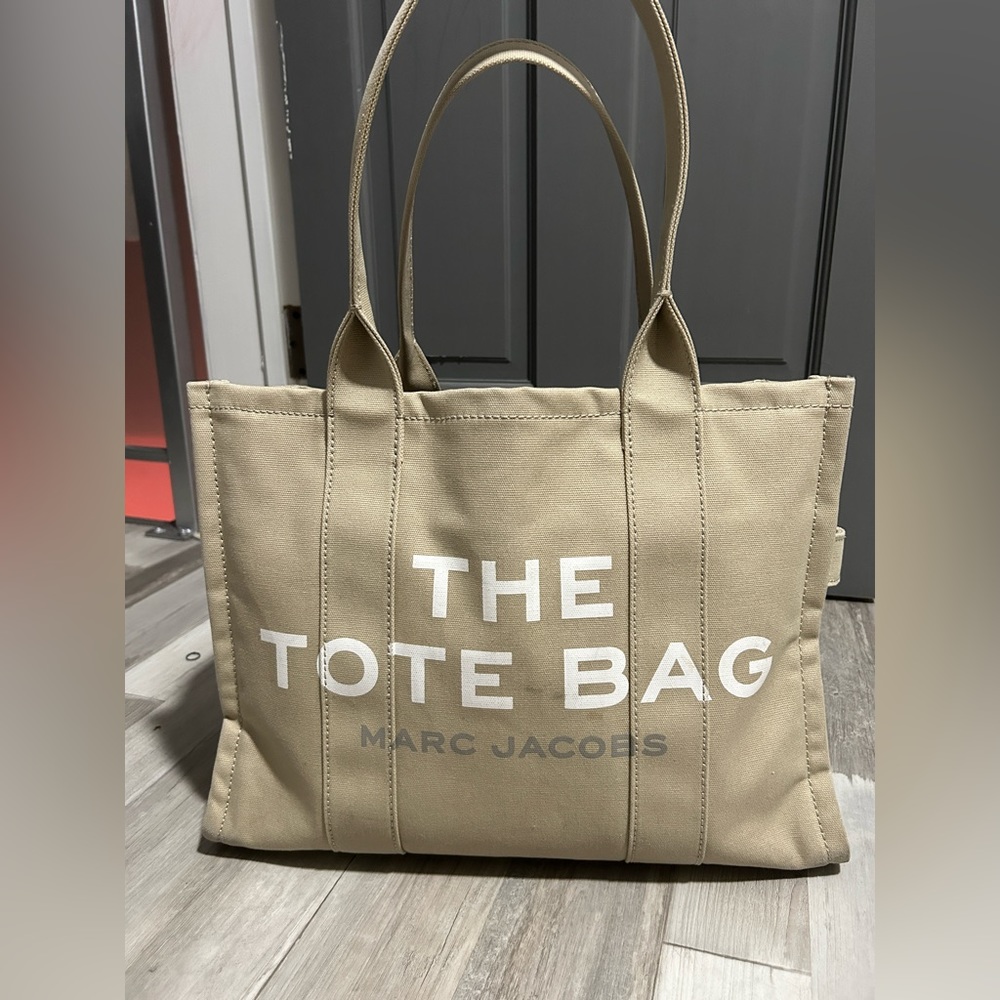 Marc Jacobs The Tote Bag Canvas Large Beige